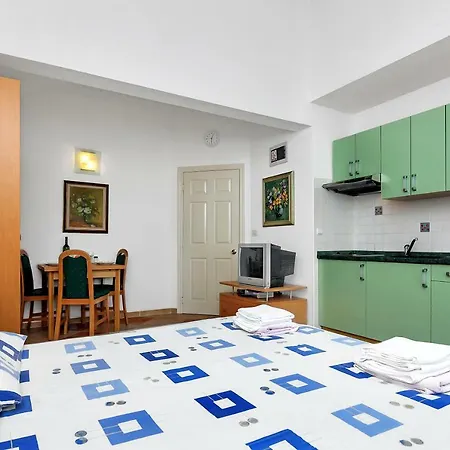Vranic Apartment Makarska